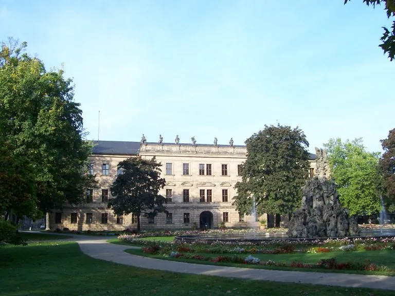 Schloss Erlangen vom Schlossgarten aus